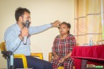 ४८ जना सहयाेगापेक्षी मानवहरूकाे निःशुल्क आँखा परीक्षण