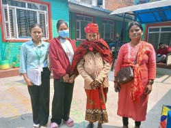 मंगलबार बागलुङ सेवाकेन्द्रद्वारा शर्मिला कुँवरकाे उद्धार