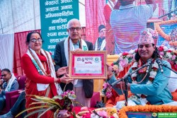 संयाेजक भुसालद्वारा भवन स्तरोन्नतिका लागि ५ लाख ५ हजार ५ सय १५ रूपैयाँ याेगदान