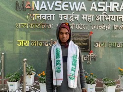 तिलाेत्तमा सेवाकेन्द्रबाट एक पुरूषकाे  सुखद् पारिवारिक पुनर्मिलन