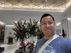 उज्वल खड्काद्वारा आश्रमको एक कोठा निर्माणमा सहयोग 