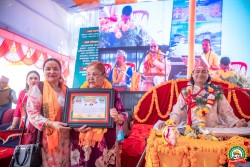 धर्मकुमारी खड्काद्वारा आश्रमलाई १ लाख ११ हजार १ सय ११ रुपैयाँ सहयोग