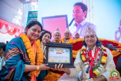 कुश्मा नगरपालिकाद्वारा बागलुङ शाखालाई ११ लाख ११ हजार १ सय ११ रुपैयाँ सहयोग