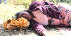 मसानघाटमा बस्दै आएकी बेवारिसे महिलाको मानवसेवा आश्रमद्वारा उद्धार