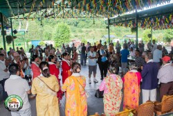 शुक्ल साहित्य प्रतिष्ठान तथा ज्येष्ठ नागरिक भजन समूहद्वारा मानवसेवा आश्रम हेमजामा आर्थिक सहयाेग