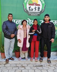 सुर्खेत शाखाबाट ५५ वर्षीय महिलाको सुखद् पारिवारिक पुनर्मिलन