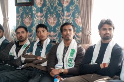 कर्णाली याक्स टीमद्वारा मानवसेवा आश्रम रानीवन शाखाको अवलोकन