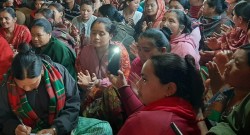 पढ्ने उमेरमै आमा बन्नुका पीडा
