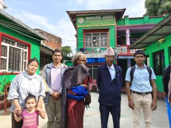 बुधबार बागलुङ सेवाकेन्द्रद्वारा मैना तिवारीकाे उद्धार