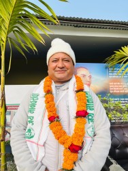 आदर्श साहेबद्वारा आजीवन वार्षिक भोजनसेवा सदस्यता ग्रहण