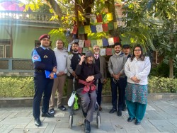 मानवसेवा आश्रमद्वारा डेनमार्कका ७० वर्षीय नागरिकको उद्धार