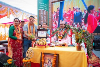 बुधबार महायज्ञमा भण्डारी परिवारद्वारा १ लाख ११ हजार १ सय रुपैयाँ योगदान