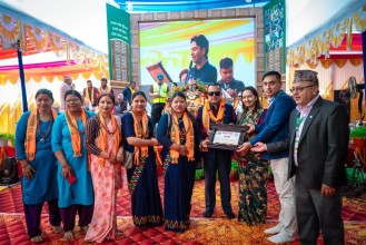 मानवसेवा आश्रम भवन निर्माणका लागि पाेखरा २ नम्बर वडा कार्यालयद्वारा ५ लाख ११ हजार १११ सहयोग प्रदान