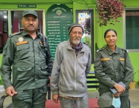 शुक्रबार आश्रमद्वारा नुवाकाेटका ६३ कृष्णकुमार मल्लकाे उद्धार