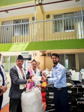 बुढानिलकण्ठ नगरपालिकाद्वारा मानवसेवा आश्रमलाई ८ लाख बराबरको खाद्यान्न हस्तान्तरण