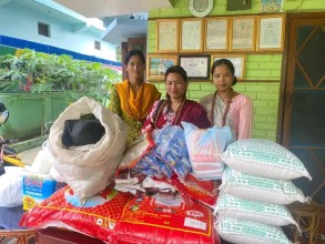 मनकारी दाताहरुबाट मानवसेवा आश्रम धनगढी सेवाकेन्द्रलाई खाद्यान्न सहयोग 