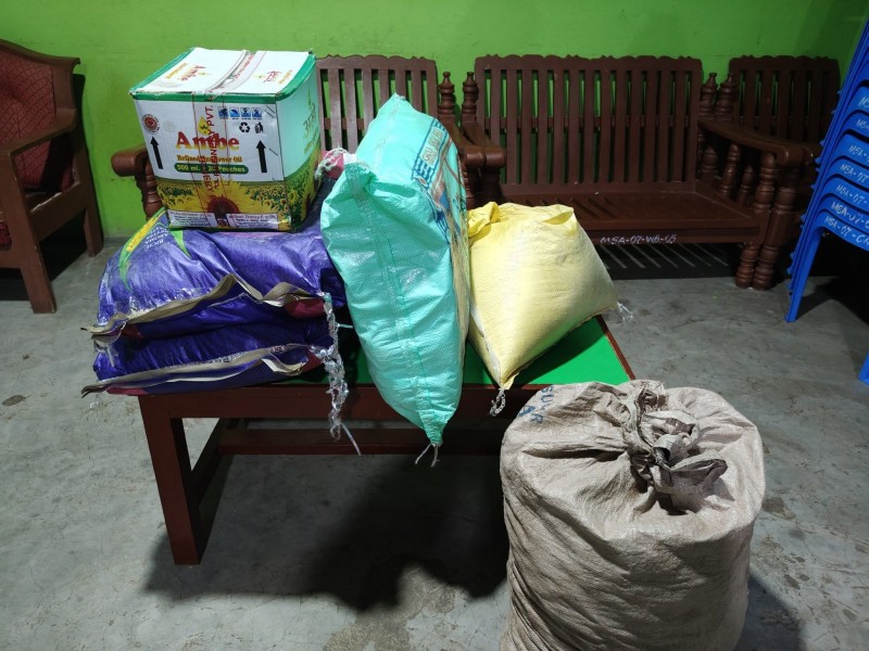 ​ थापा परिवारद्वारा मानवसेवा आश्रम बागलुङ सेवाकेन्द्रलाई खाद्यान्न  सहयाेग