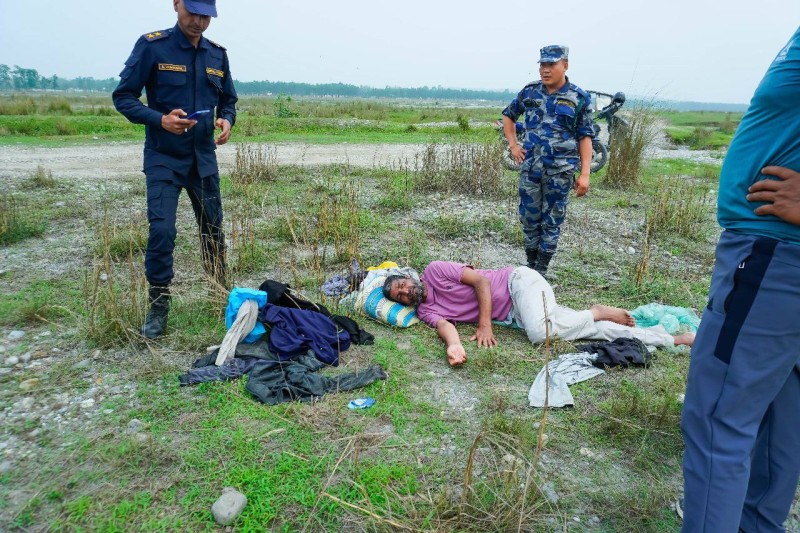 आश्रमका विभिन्न सेवाकेन्द्रद्वारा मंगलबार ३ जना बेवारिसे मानवको उद्धार, २ जनाकाे पारिवारिक पुनर्मिलन