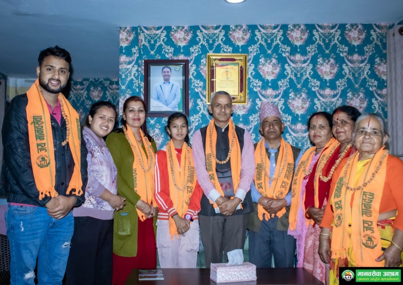 राजन विडारीद्वारा वार्षिक भोजनसेवा  सदस्यताका लागि १ लाख ११ हजार १ सय ११ रूपैयाँ याेगदान