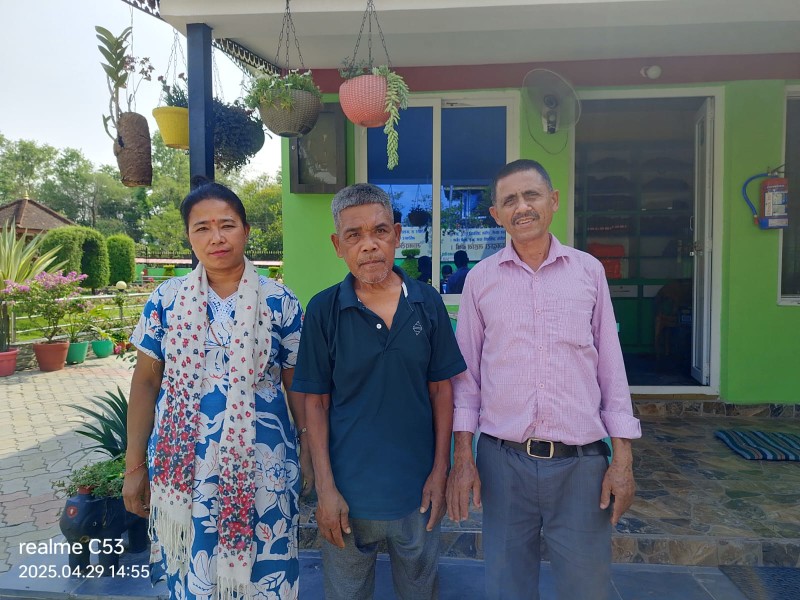 २ महिना आश्रम बसाइँ पछि  थिङकाे सुखद पारिवारिक पुनर्मिलन