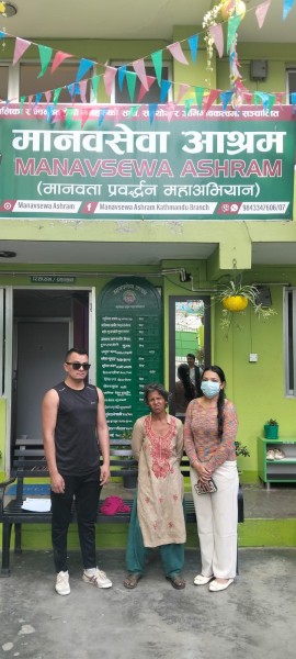 रानीवन  सेवाकेन्द्रद्वारा बेवारिसे महिलाकाे उद्धार