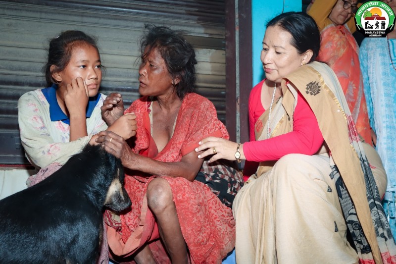 रात्रिकालिन सडक सेवा अन्तरगत शनिवार  हेटाैँडाका सडकपेटीबाट ४ जनाकाे उद्धार