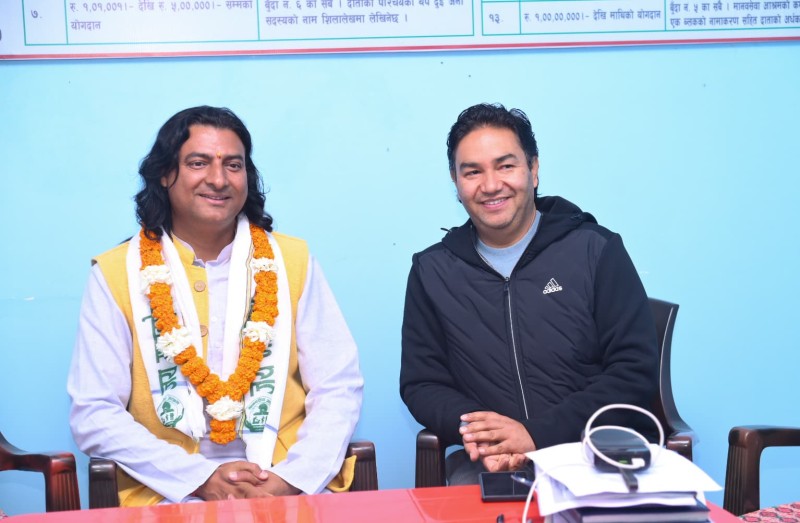 धनगढी महायज्ञस्थल पुगे श्रीमद भागवत सप्ताह ज्ञानविज्ञान महायज्ञका कथा वाचक गुरू भाष्कर कमलनयन गौतम