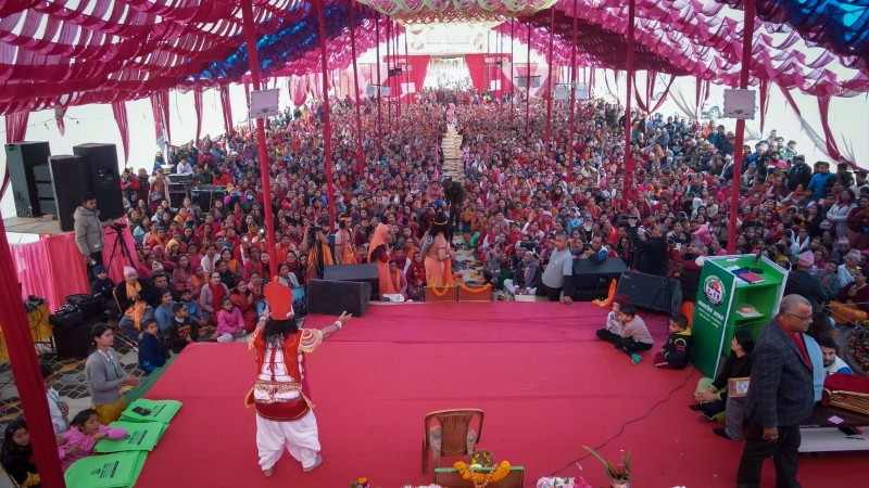 मानवसेवा आश्रम रुपन्देही महायज्ञको छैटौँ दिन :   १ करोडभन्दा बढी दान संकलन, भक्तजनहरूको घुइँचो