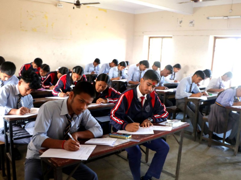 शान्तिपूर्ण रूपमा एसइई परीक्षा सुरु